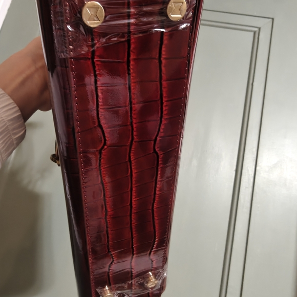 Mac Duggal Croc Crossbody Handbag New - Picture 9 of 12